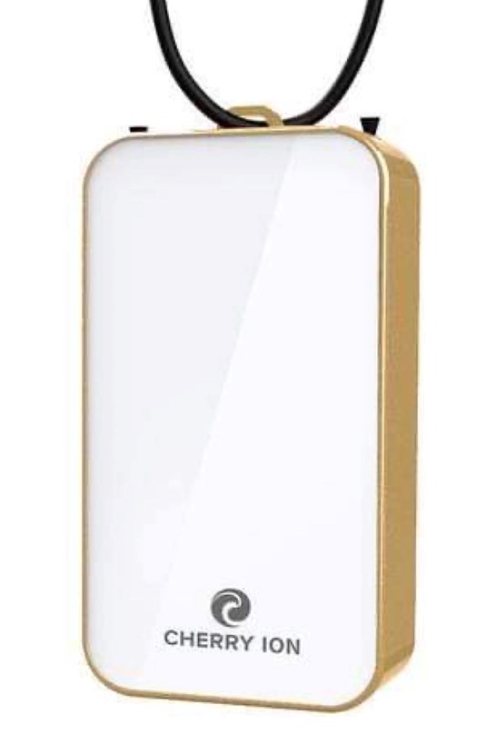 Cherry Ion Personal Wearable Air Purifier (White-Gold)